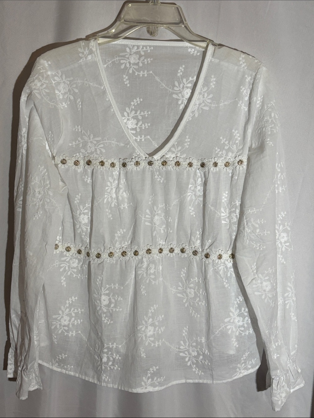 Women’s White Embroidered V-Neck Peasant Top with Floral Trim Size Large